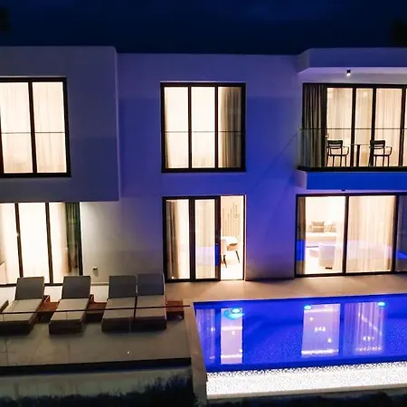 Palmera Gold Villa *